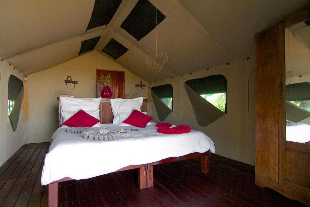 Nkasa Lupala Tented Lodge Sangwali Dış mekan fotoğraf